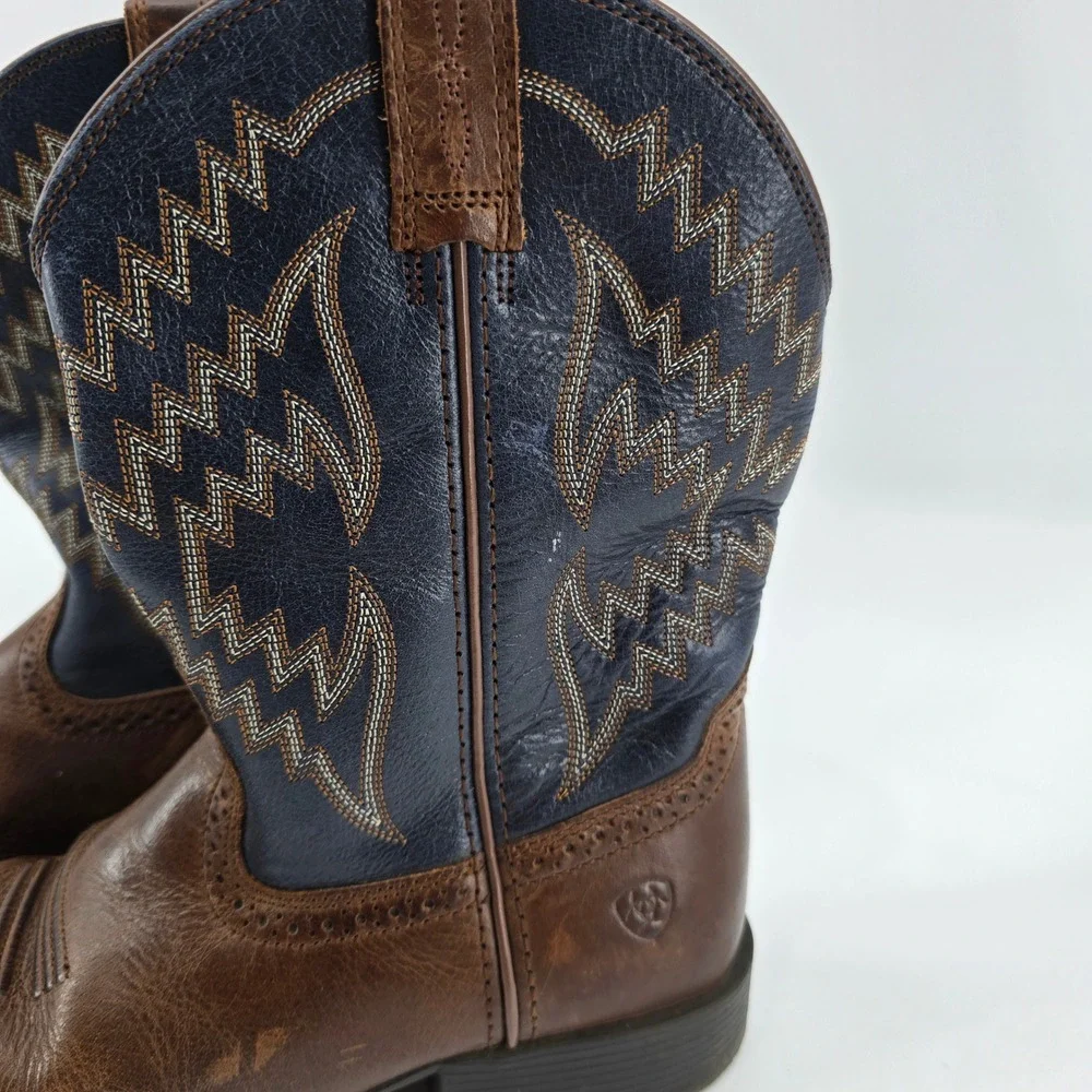 Ariat youth tycoon